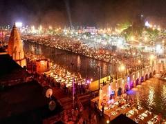 
      
      Ramjanmbhoomi adorned with tonnes of flowers, ahead of Diwali
      
      