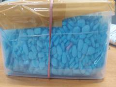 
      
      DRI officials intercept parcel with 1.9 kg drugs in Mumbai
      
      