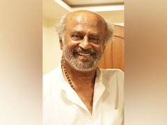 
      
      Diwali 2022: Rajinikanth greets fans outside his residence
      
      