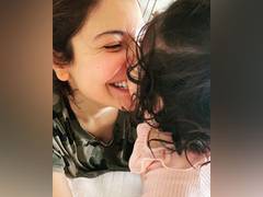
      
      Anushka Sharma's daughter Vamika busy playing Holi on Diwali
      
      