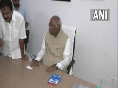 
      
      CWC Members, AICC General Secretaries tender their resignation
      
      