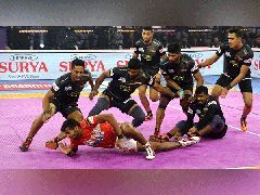 
      
      PKL: U Mumba beat Gujarat Giants
      
      