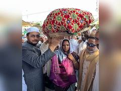 
      
      TRS leader Kavitha visits Ajmer Sharif Dargah in Rajasthan
      
      