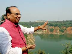 
      
      Delhi LG writes to CM Kejriwal on Chhath Puja arrangements
      
      