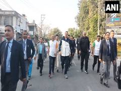 
      
      Uttarakhand: CM Dhami flags off Dehradun Marathon
      
      