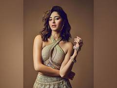 
      
      Bollywood celebs extend warm birthday wishes to Ananya Panday
      
      