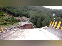 
      
      Underpass collapses in Kerala
      
      