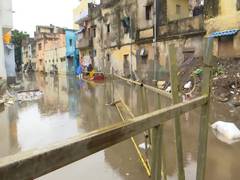 
      
      Heavy rainfall recorded in parts of Tamil Nadu, normal life disrupts
      
      