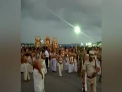 
      
      Kerala: Airport shuts down for Alpasi Arattu procession
      
      