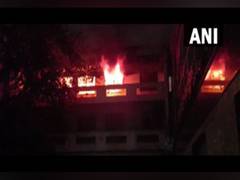 
      
      Uttar Pradesh: Fire at Vrindavan hotel, 2 employees dead
      
      