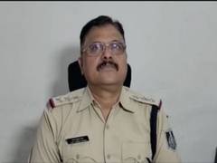 
      
      Indore: 4 girls booked for assaulting a woman, video goes viral 
      
      