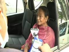 
      
      Ex-LS Speakers hold round table discussion on legislators' meet
      
      