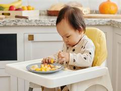 
    Formula milk digital marketing is associated with poor feeding
    