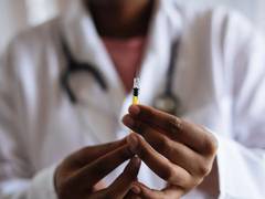 
      
      WHO releases first data on global vaccine market since COVID-19
      
      