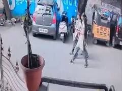 
      
      5 school students including three girls go missing in Tirupati
      
      