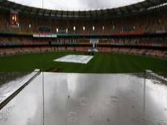 
      
      T20 WC: Rain threat looms over England-Pakistan final
      
      