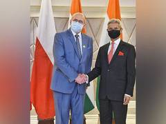 
      
      EAM Jaishankar extends wishes to Poland on its Independence Day
      
      