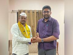 
      
      Gujarat polls: Sitting BJP MLA Solanki joins AAP
      
      
