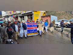 
      
      J-K: Pahari Tribe ST forum takes out 'Dhanyawad yatra' 
      
      