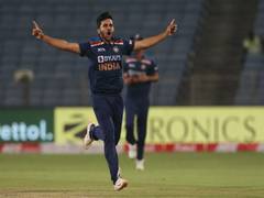 
      
      KKR acquire Shardul Thakur for DC for the upcoming IPL season
      
      