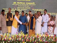 
      
      Gadkari inaugurates 1.5 km long 2-lane elevated Bridge on Son 
      
      