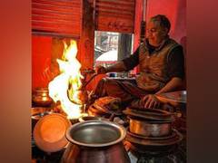 
      
      Kashmiri's favourite food Harissa
      
      