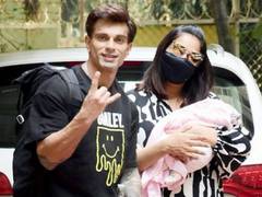 
      
      Check out first glimpse of Bipasha-Karan with babygirl Devi
      
      