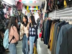 
      
      Temp drops in Shimla, lifts Tibetan traders' hope
      
      