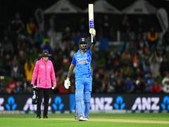 
      
      Suryakumar's masterclass guides India to 191/6 against NZ
      
      