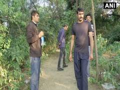 
      
      Delhi Police continue searching victim's body parts in Mehrauli
      
      