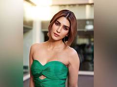
      
      Kriti exudes 