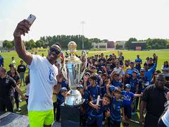 
      
      Dwayne Bravo finds his '30' with next generation
      
      