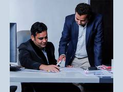 
      
      Ar. Kamlesh Kriplani (KK) And Dr Parimal Gupte 
      
      