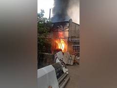 
      
      Tamil Nadu: Fire breaks out at yarn mill in Dindigul
      
      