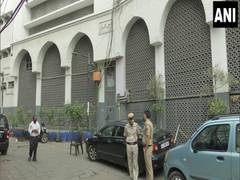 
      
      HC directs Delhi Police to hand over Markaz keys to Maulana Saad 
      
      