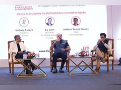 
      
      TiECon Surat 2022 provides a funding platform for 25 startups 
      
      