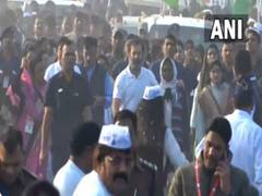 
      
      Rahul Gandhi resumes Bharat Jodo Yatra from Jahanara village
      
      