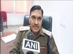 
      
      MP: 3 miscreants held for attempting loot
      
      
