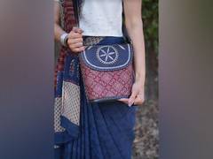
      
      Go with Alika Crafts: A platform for leather bags
      
      