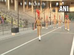
      
      BSF launches website for online bookings of 'Beating Retreat'
      
      