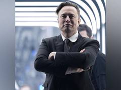 
      
      Select group placed people on secret blacklists, reveals Twitter 
      
      