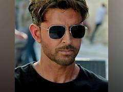 
      
      Hrithik Roshan dances to 'Ek Pal Ka Jeena' at film festival
      
      