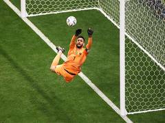 
      
      FIFA WC: Tchouameni strikes to give France 1-0 lead at half-time
      
      