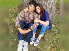 
      
      Twinkle Khanna reveals son Aarav compares her to a Yeti
      
      