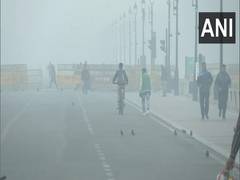 
      
      Delhi air quality remains 'very poor' at 337 AQI
      
      