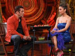 
      
      Bigg Boss 16: Shehnaaz Gill dances with Salman Khan
      
      