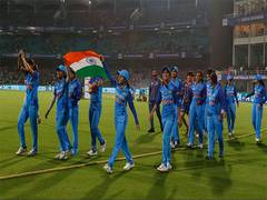 
      
      Surreal feeling for Healy after huge crowd watch Ind-Aus match
      
      