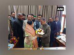 
      
      Himachal Cong chief meets CM Sukhvinder Singh Sukhu
      
      