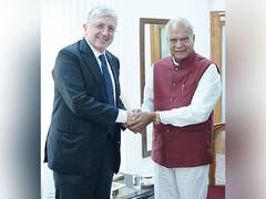 
      
      Italian Ambassador calls on Punjab Governor Banwarilal Purohit
      
      