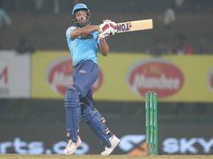 
      
      LPL: Colombo Stars beat Galle Gladiators by 2 wickets
      
      